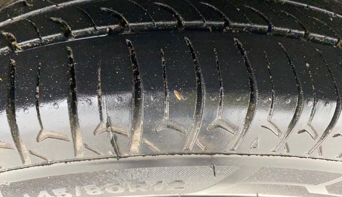 2020 Maruti Alto VXI, Petrol, Manual, 89,414 km, Right Front Tyre Tread