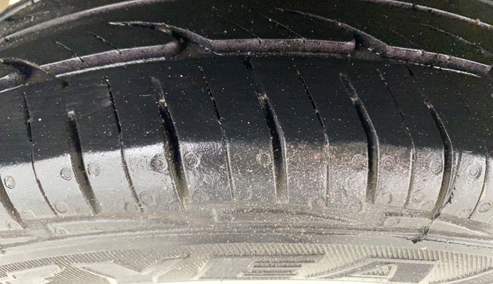 2020 Maruti Alto VXI, Petrol, Manual, 89,414 km, Right Rear Tyre Tread