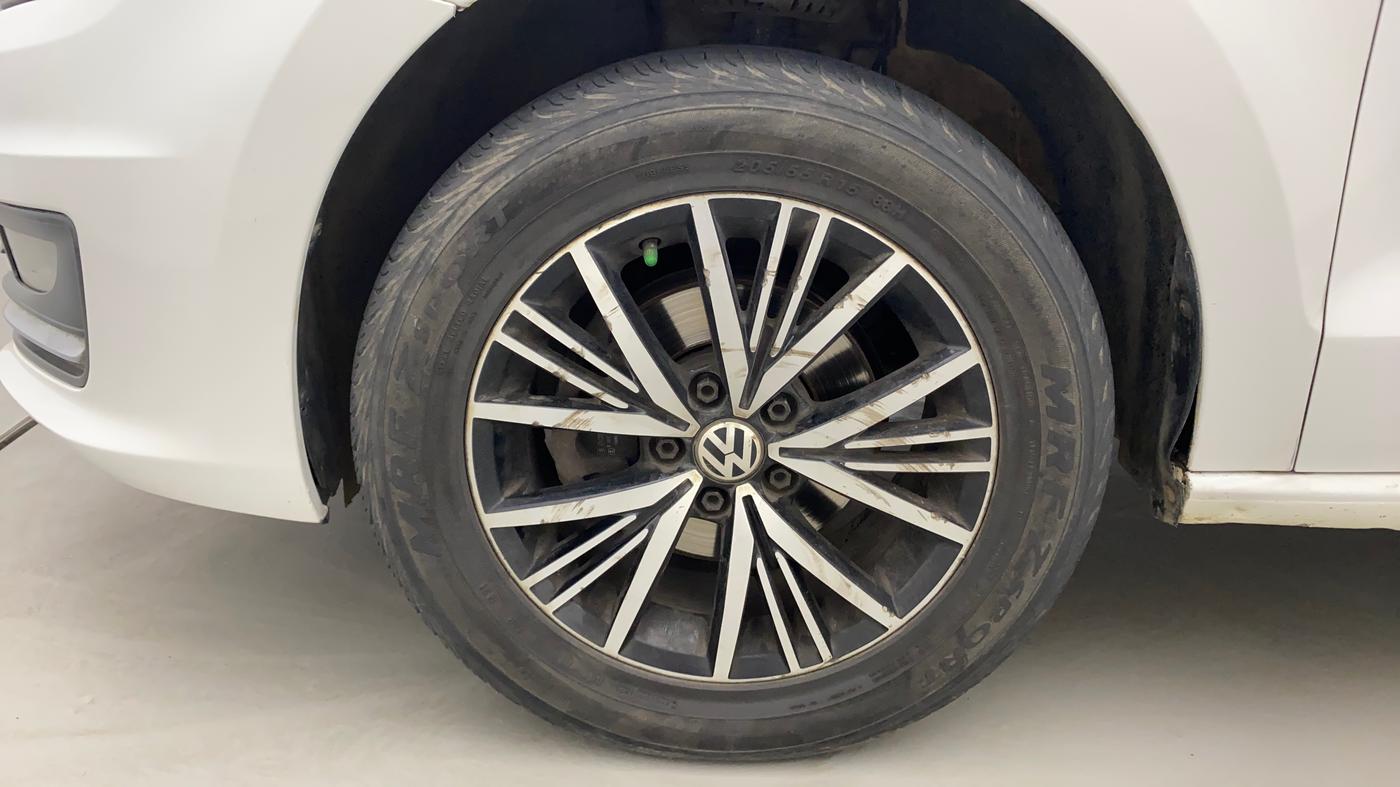 2018 Volkswagen Vento HIGHLINE DIESEL 1.5, Diesel, Manual, 97,010 km, Left Front Wheel