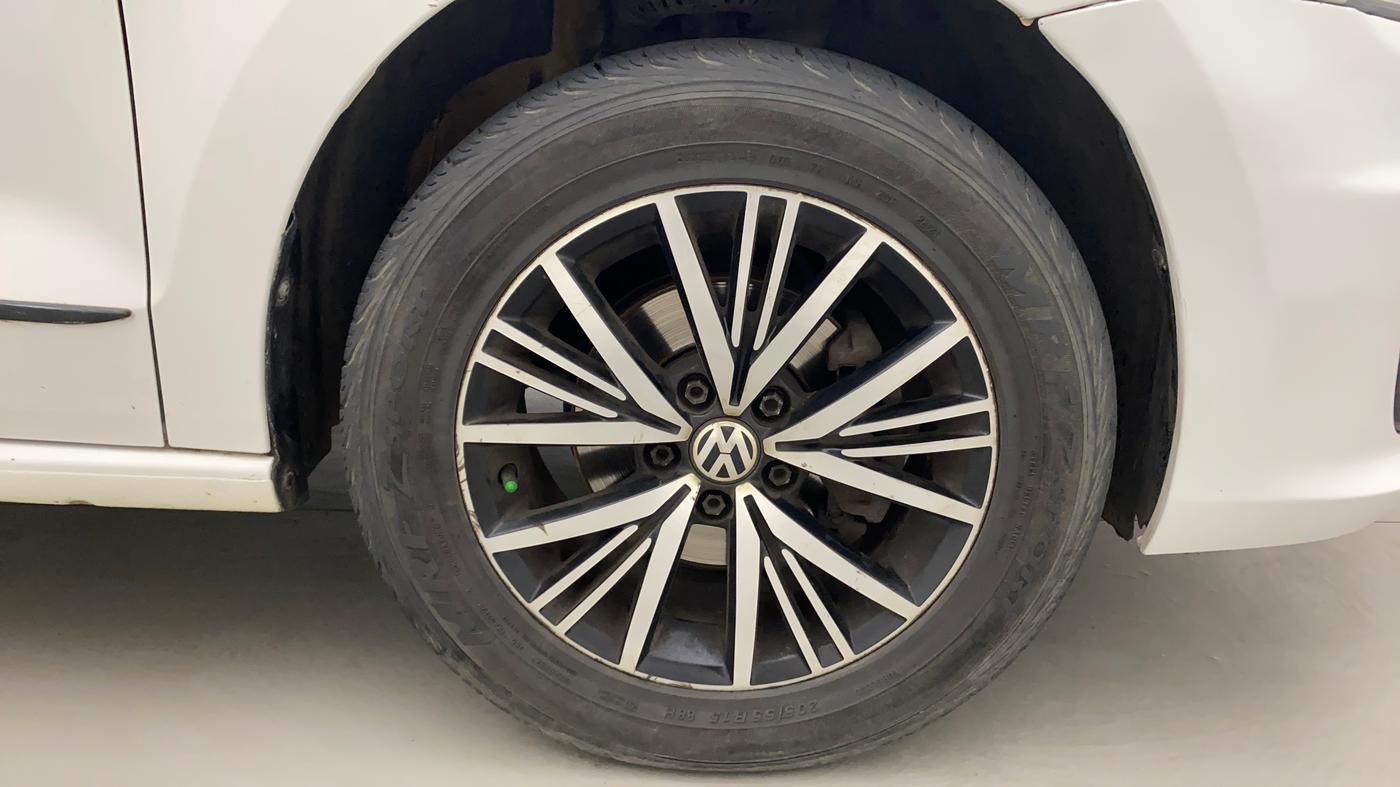 2018 Volkswagen Vento HIGHLINE DIESEL 1.5, Diesel, Manual, 97,010 km, Right Front Wheel