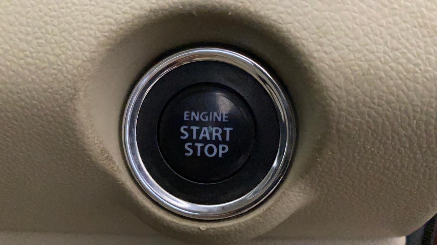 2017 Maruti Dzire ZXI PLUS AMT, Petrol, Automatic, 1,22,322 km, Keyless Start/ Stop Button