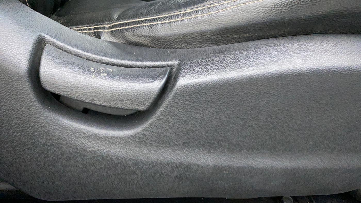2018 Hyundai Creta 1.4 E PLUS CRDI, Diesel, Manual, 66,733 km, Driver Side Adjustment Panel