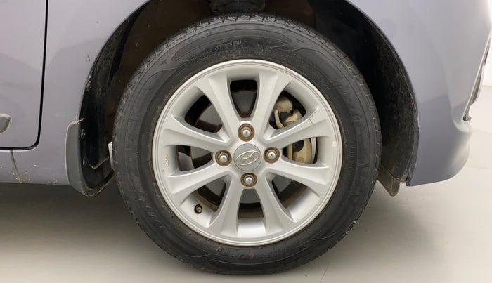 2015 Hyundai Grand i10 ASTA AT 1.2 KAPPA VTVT, Petrol, Automatic, 60,942 km, Right Front Wheel
