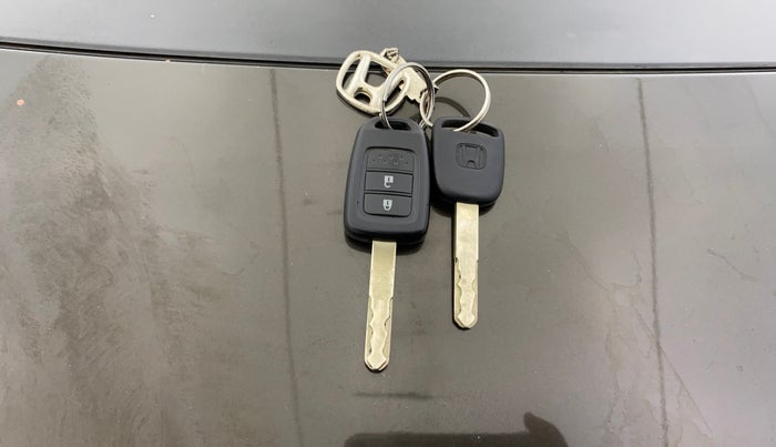 2016 Honda Jazz 1.2L I-VTEC V AT, Petrol, Automatic, 49,345 km, Key Close Up