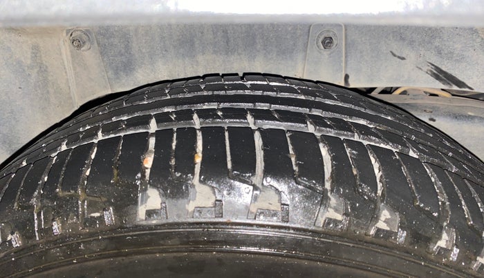 2022 Mahindra BOLERO NEO N10 R, Diesel, Manual, 60,038 km, Right Rear Tyre Tread