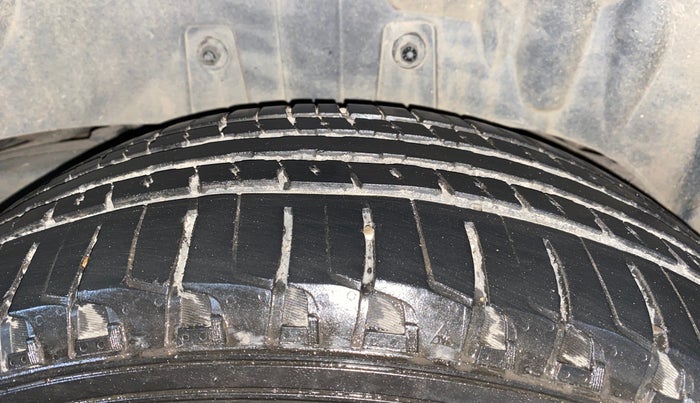 2022 Mahindra BOLERO NEO N10 R, Diesel, Manual, 60,038 km, Left Rear Tyre Tread