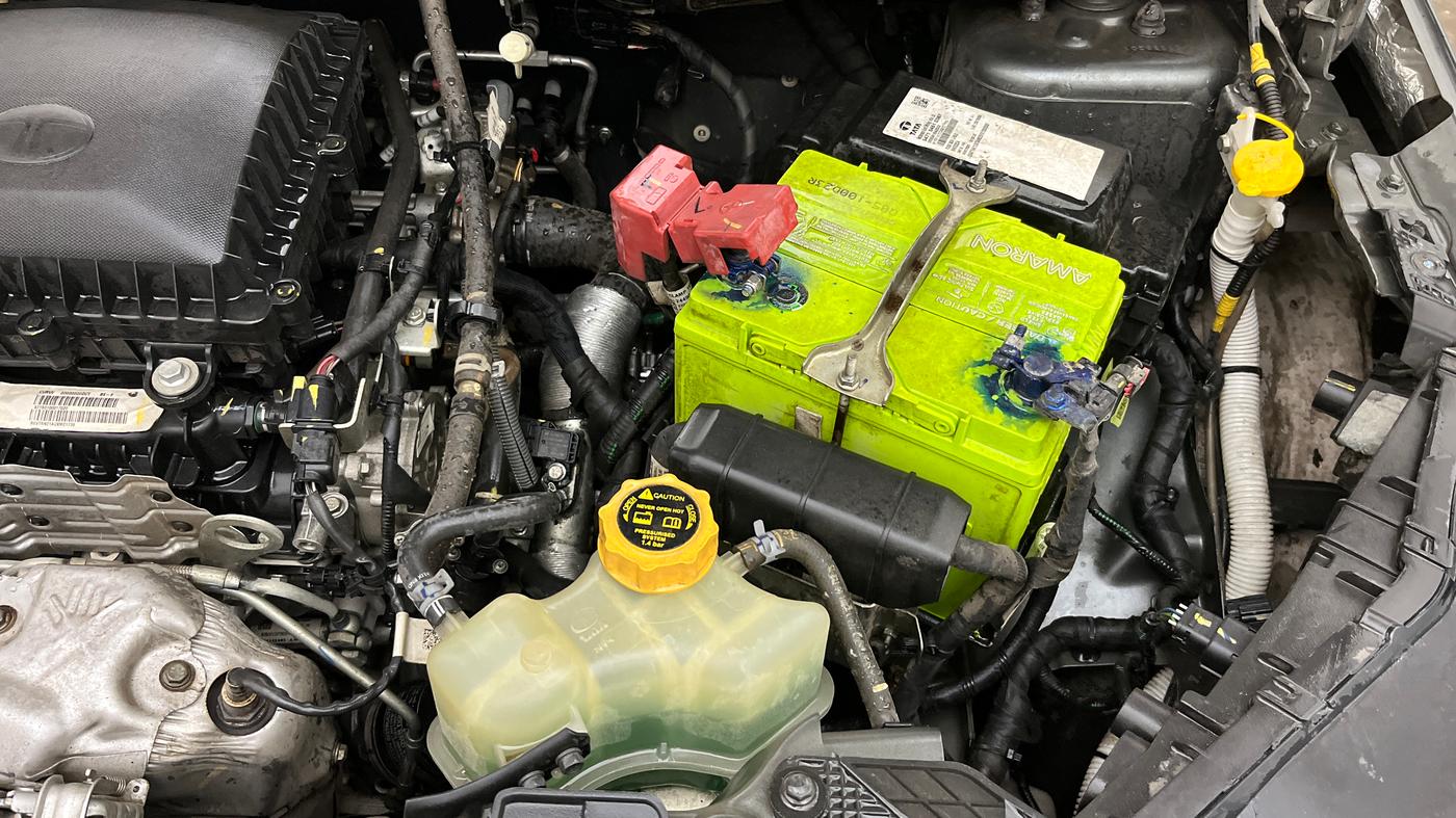 2025 Tata Curvv Pure Plus 1.2 Petrol 7DCA, Petrol, Automatic, 10,215 km, Engine View - Left