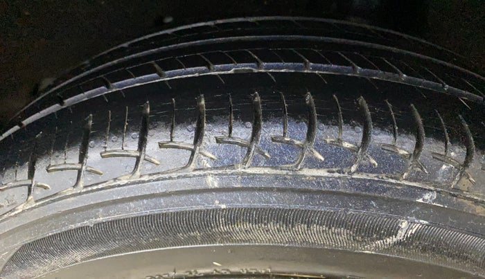 2018 Maruti Baleno DELTA PETROL 1.2, Petrol, Manual, 53,001 km, Left Rear Tyre Tread