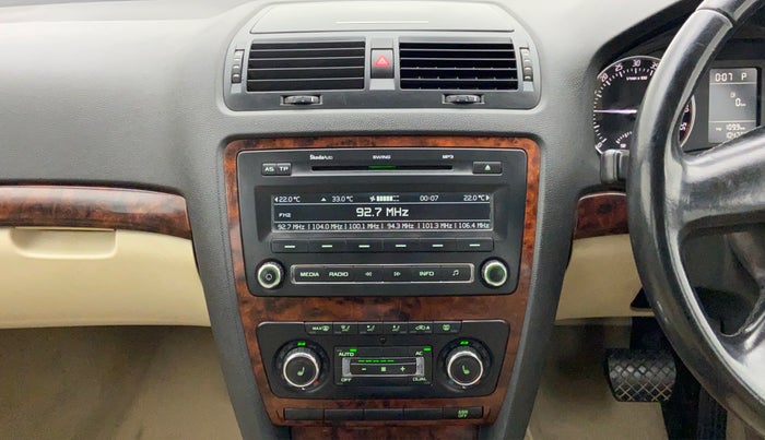 2012 Skoda Laura AMBIENTE 2.0 TDI CR AT, Diesel, Automatic, 1,04,705 km, Air Conditioner