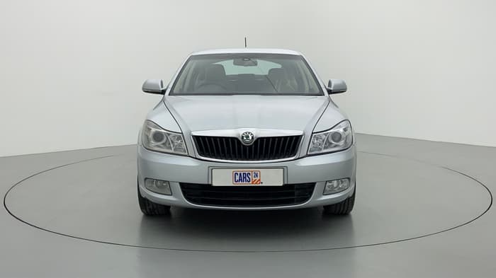 2012 Skoda Laura AMBIENTE 2.0 TDI CR AT, Diesel, Automatic, 1,04,705 km, Front