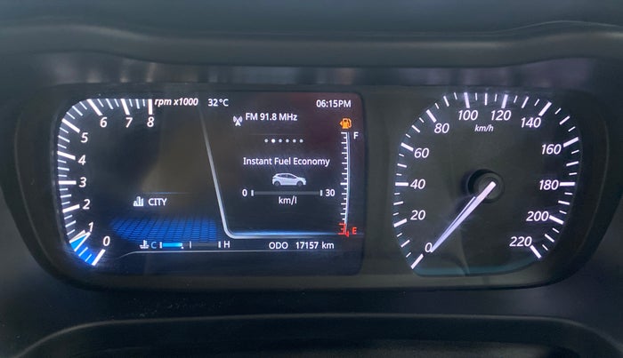 2020 Tata ALTROZ XZ 1.2, Petrol, Manual, 17,185 km, Odometer Image