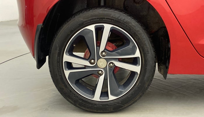 2020 Tata ALTROZ XZ 1.2, Petrol, Manual, 17,185 km, Right Rear Wheel