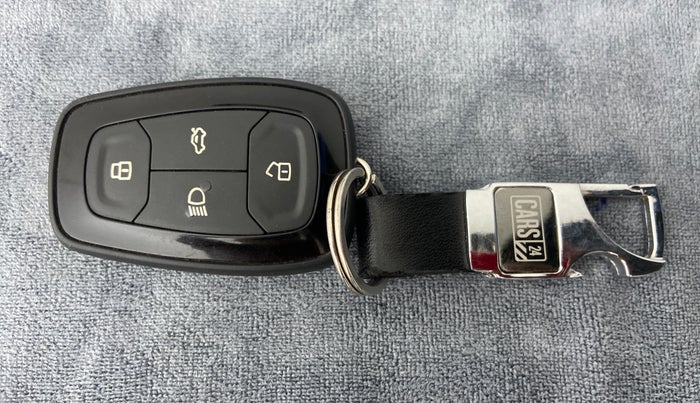2020 Tata ALTROZ XZ 1.2, Petrol, Manual, 17,185 km, Key Close Up