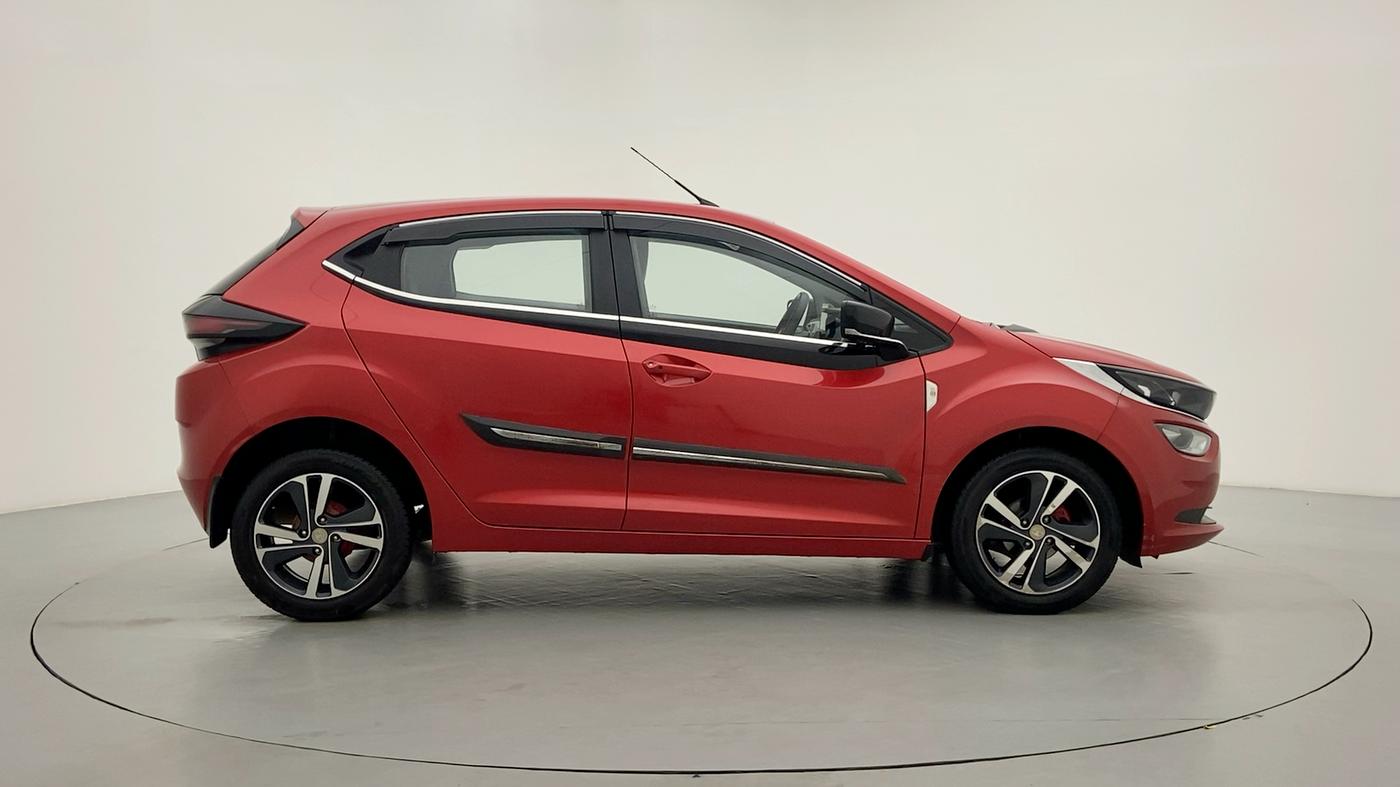 2020 Tata ALTROZ XZ 1.2, Petrol, Manual, 17,185 km, Right Side View