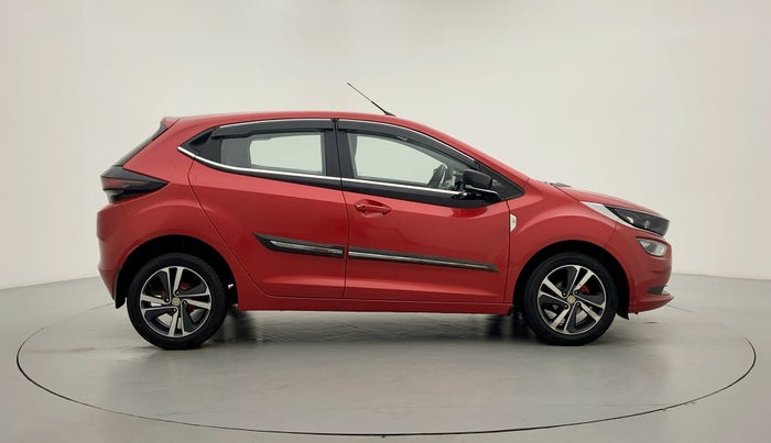 2020 Tata ALTROZ XZ 1.2, Petrol, Manual, 17,185 km, Right Side View