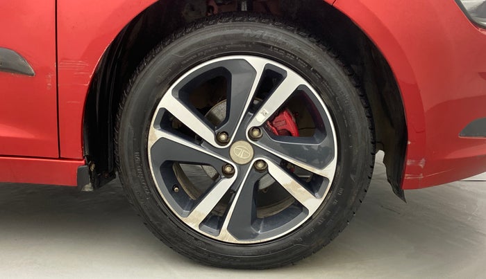 2020 Tata ALTROZ XZ 1.2, Petrol, Manual, 17,185 km, Right Front Wheel