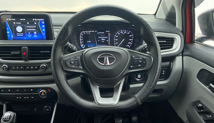 2020 Tata ALTROZ XZ 1.2, Petrol, Manual, 17,185 km, Steering Wheel Close Up