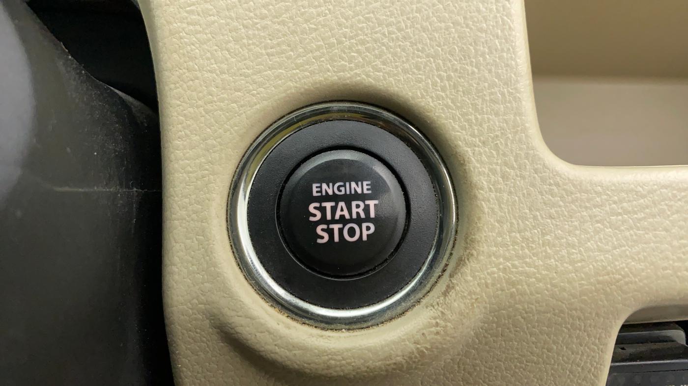 2014 Maruti Ciaz ZXI, CNG, Manual, 57,645 km, Keyless Start/ Stop Button
