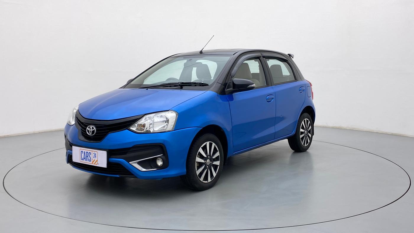 2017 Toyota Etios Liva VX DUAL TONE, Petrol, Manual, 22,525 km, Left Front Diagonal