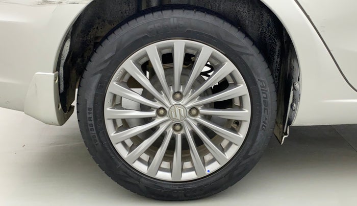 2017 Maruti Ciaz ALPHA 1.4 PETROL, Petrol, Manual, 45,947 km, Right Rear Wheel