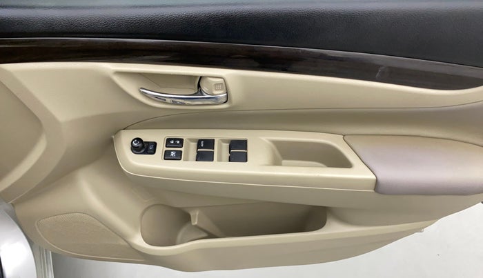 2017 Maruti Ciaz ALPHA 1.4 PETROL, Petrol, Manual, 45,947 km, Driver Side Door Panels Control