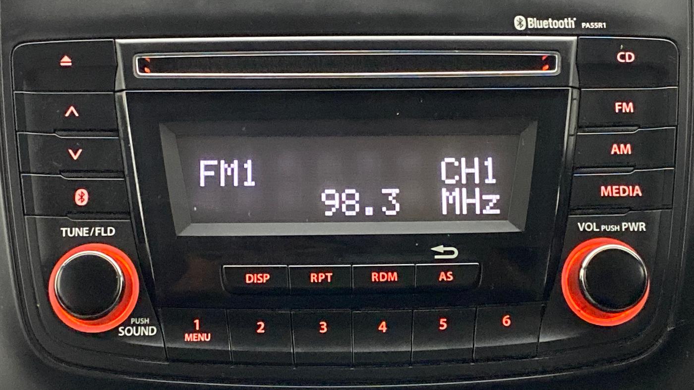 2019 Maruti Swift ZXI, Petrol, Manual, 42,449 km, Infotainment System
