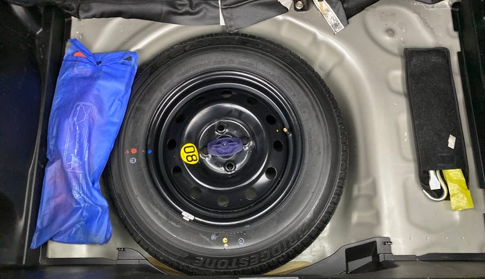 2019 Maruti Swift ZXI, Petrol, Manual, 42,449 km, Spare Tyre