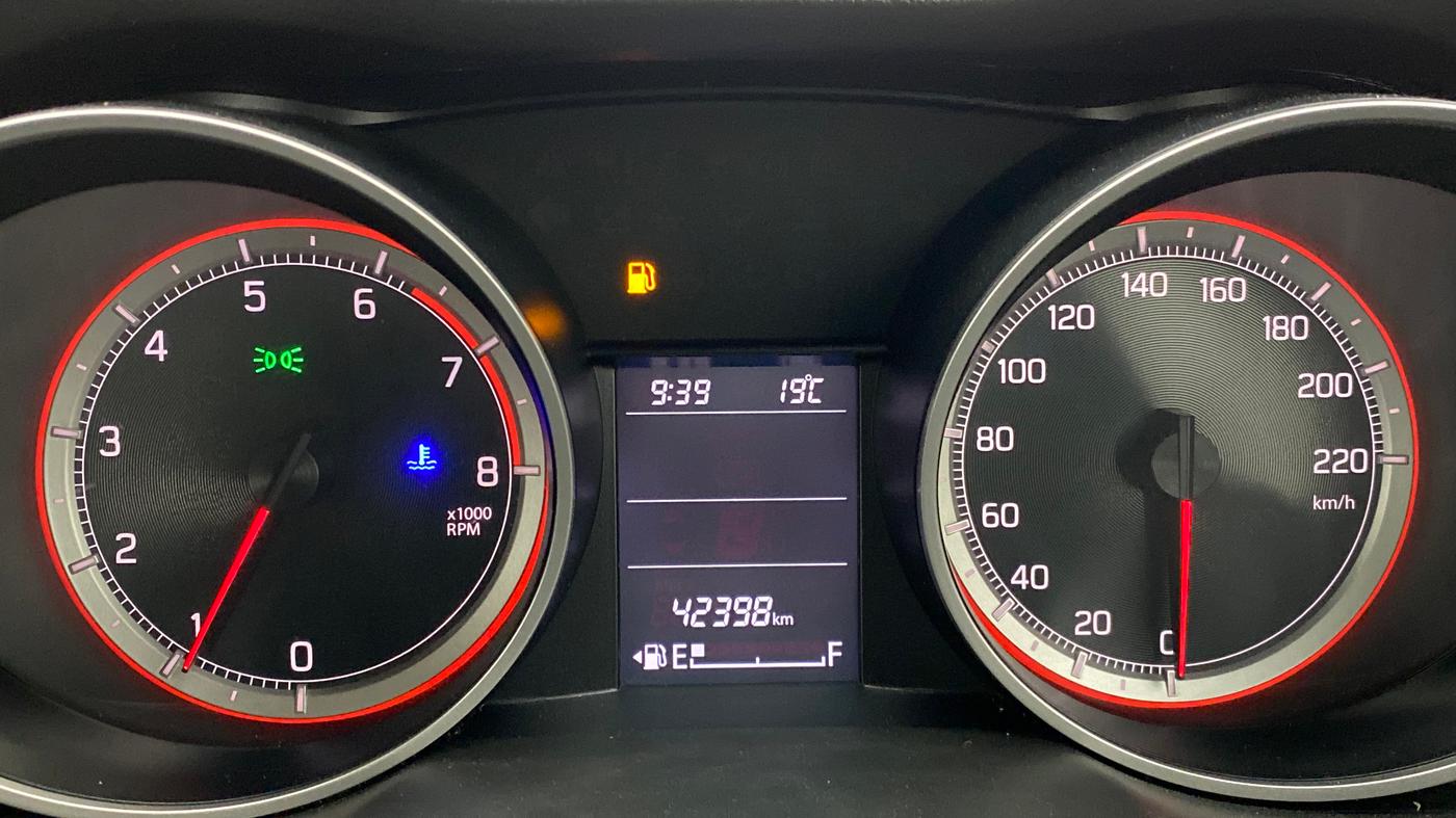 2019 Maruti Swift ZXI, Petrol, Manual, 42,449 km, Odometer Image