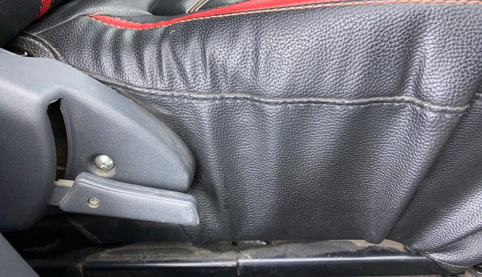 2018 Maruti Alto 800 LXI, Petrol, Manual, 15,964 km, Driver Side Adjustment Panel