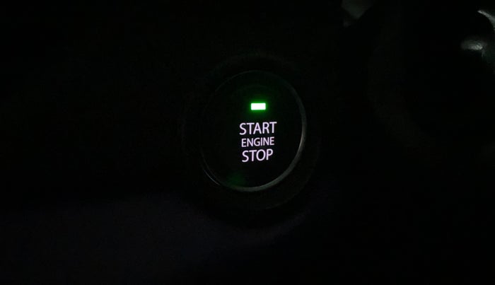 2023 Tata NEXON FEARLESS + SUNROOF DCA DUAL TONE 1.2 PETROL, Petrol, Automatic, 33,711 km, Keyless Start/ Stop Button