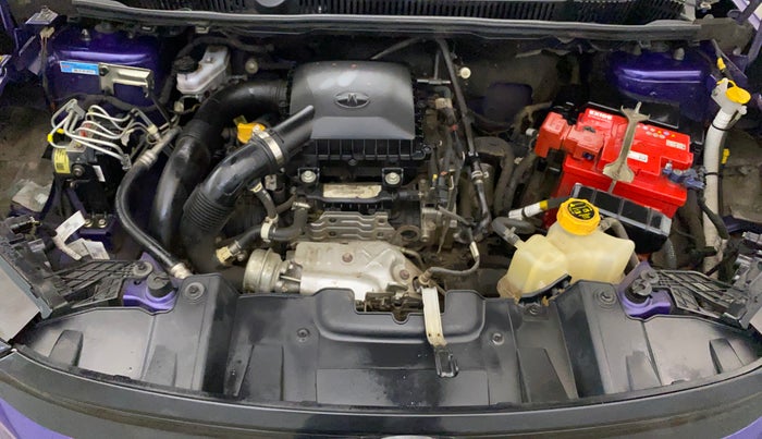 2023 Tata NEXON FEARLESS + SUNROOF DCA DUAL TONE 1.2 PETROL, Petrol, Automatic, 33,711 km, Engine View