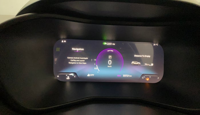 2023 Tata NEXON FEARLESS + SUNROOF DCA DUAL TONE 1.2 PETROL, Petrol, Automatic, 33,711 km, Odometer Image