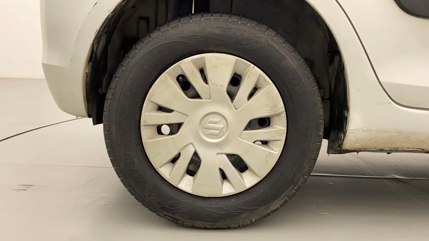 2012 Maruti Swift VXI, Petrol, Manual, 65,969 km, Right Rear Wheel