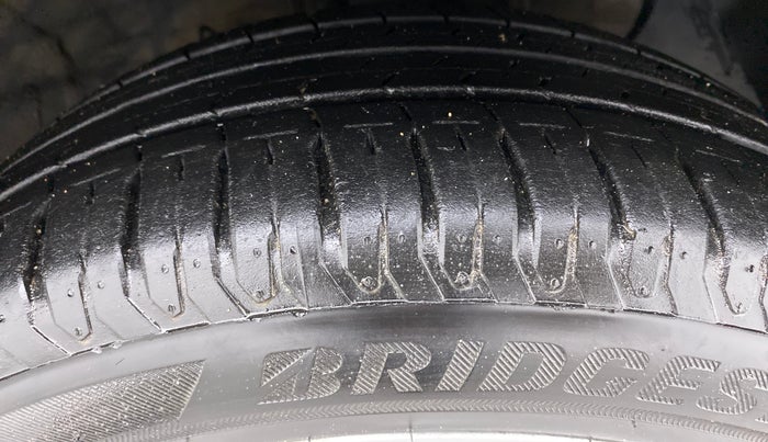 2021 Hyundai Verna SX 1.5 VTVT, Petrol, Manual, 18,988 km, Right Front Tyre Tread