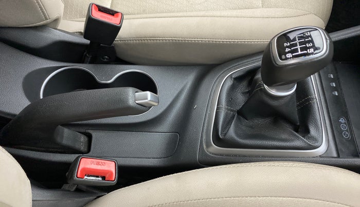 2021 Hyundai Verna SX 1.5 VTVT, Petrol, Manual, 18,988 km, Gear Lever