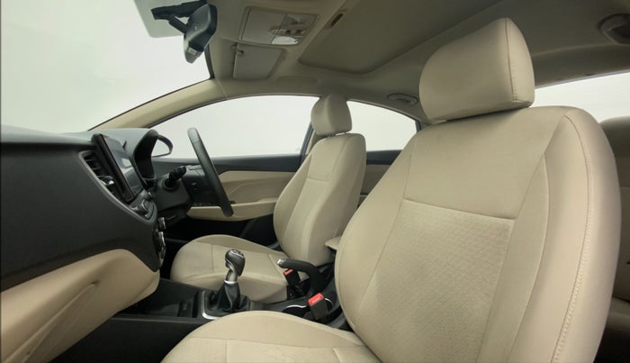 2021 Hyundai Verna SX 1.5 VTVT, Petrol, Manual, 18,988 km, Right Side Front Door Cabin