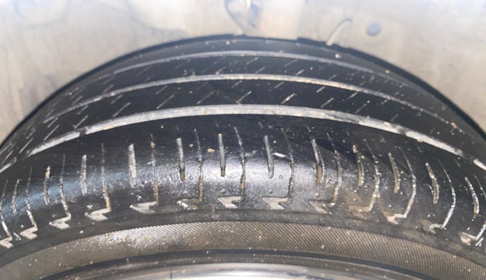 2019 Honda Amaze 1.2L I-VTEC S, Petrol, Manual, 30,714 km, Left Front Tyre Tread