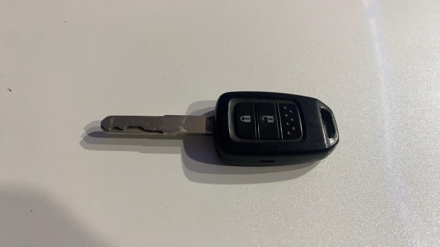 2019 Honda Amaze 1.2L I-VTEC S, Petrol, Manual, 30,714 km, Key Close Up