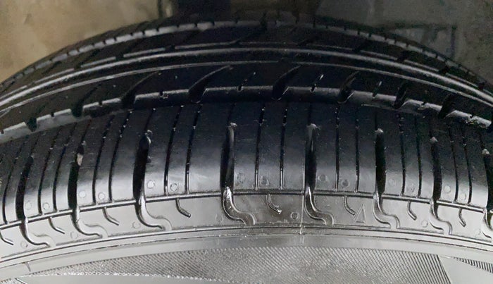 2020 Maruti New Wagon-R ZXI 1.2 old, Petrol, Manual, 76,584 km, Right Front Tyre Tread