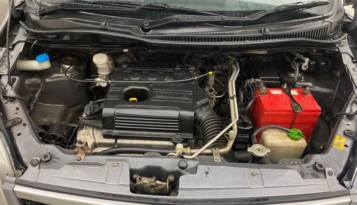 2017 Maruti Wagon R 1.0 VXI, Petrol, Manual, 72,095 km, Engine View