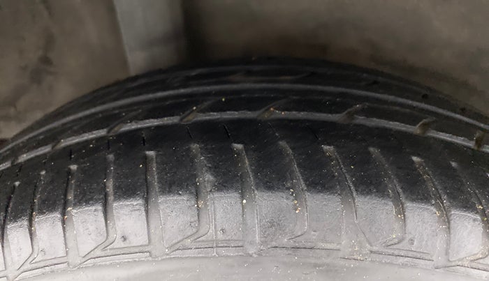 2017 Honda Jazz 1.2L I-VTEC V AT, Petrol, Automatic, 26,026 km, Right Rear Tyre Tread