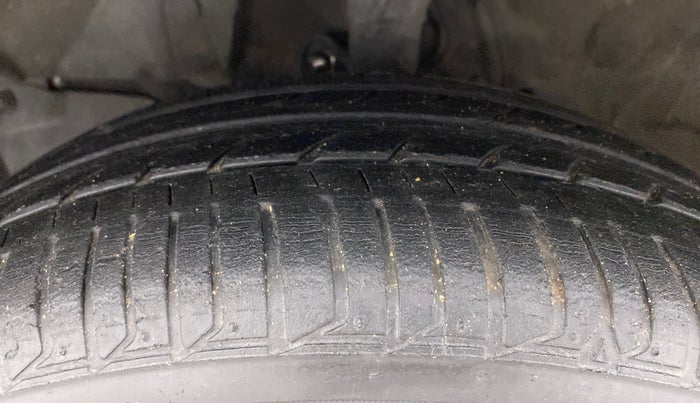 2017 Honda Jazz 1.2L I-VTEC V AT, Petrol, Automatic, 26,026 km, Left Front Tyre Tread