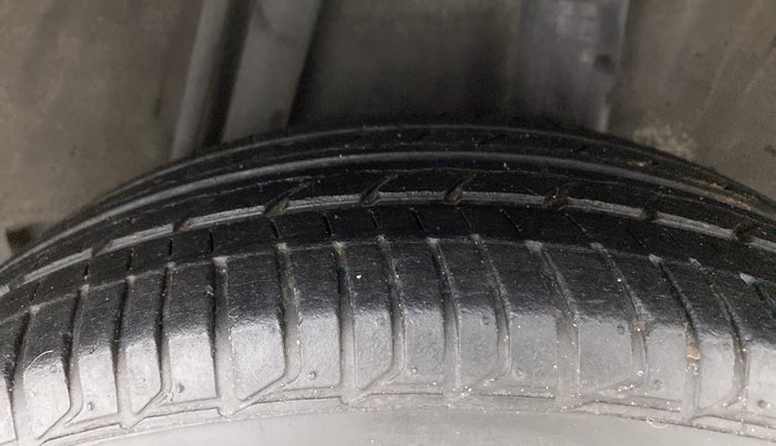 2017 Honda Jazz 1.2L I-VTEC V AT, Petrol, Automatic, 26,026 km, Left Rear Tyre Tread