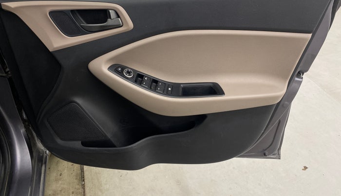 2016 Hyundai Elite i20 ASTA 1.2 (O), Petrol, Manual, 57,957 km, Driver Side Door Panels Control