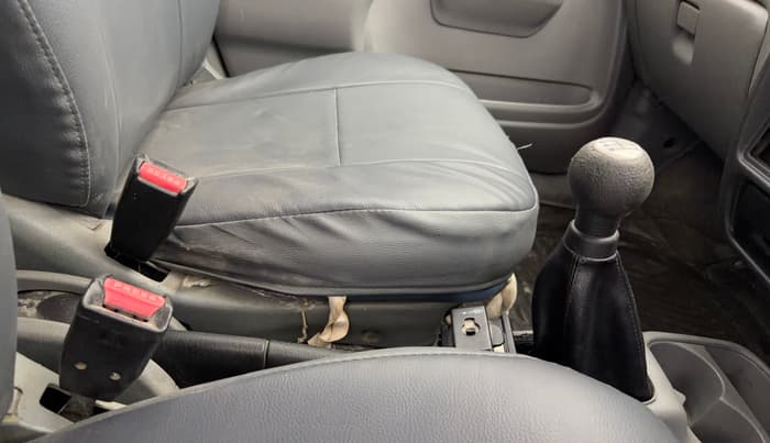 2014 Maruti Alto K10 VXI, Petrol, Manual, 99,912 km, Gear Lever