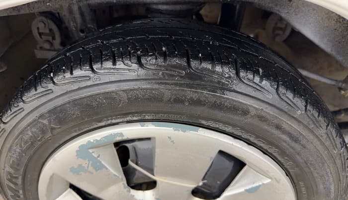 2014 Maruti Alto K10 VXI, Petrol, Manual, 99,912 km, Right Rear Tyre Tread