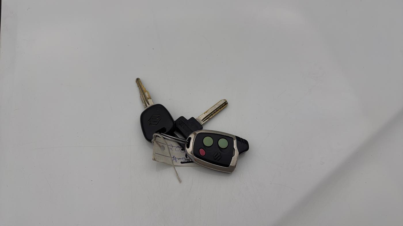 2014 Maruti Alto K10 VXI, Petrol, Manual, 99,912 km, Key Close Up
