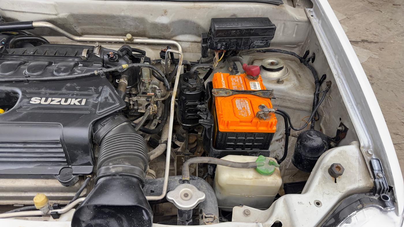 2014 Maruti Alto K10 VXI, Petrol, Manual, 99,912 km, Engine View - Left