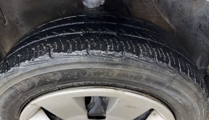 2014 Maruti Alto K10 VXI, Petrol, Manual, 99,912 km, Left Front Tyre Tread