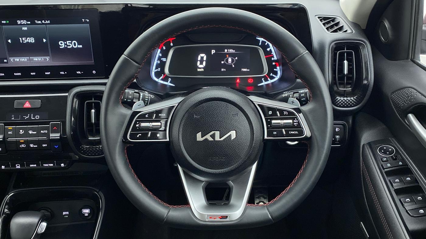 2022 KIA SONET GTX PLUS 1.5 AT, Diesel, Automatic, 7,366 km, Steering Wheel Close Up